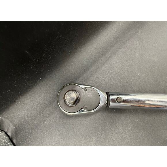 Husky 50–250 ft/lbs 1/2"Drive Torque Wrench – Used - Picture 4 of 8